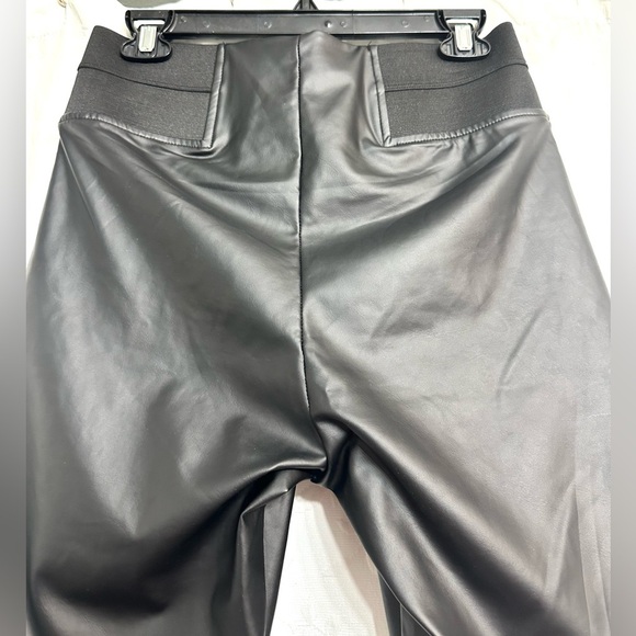 Simply Vera Vera Wang Black Dressy Mob Wife Faux Leather Stretchy Pants Sz M - Picture 5 of 5